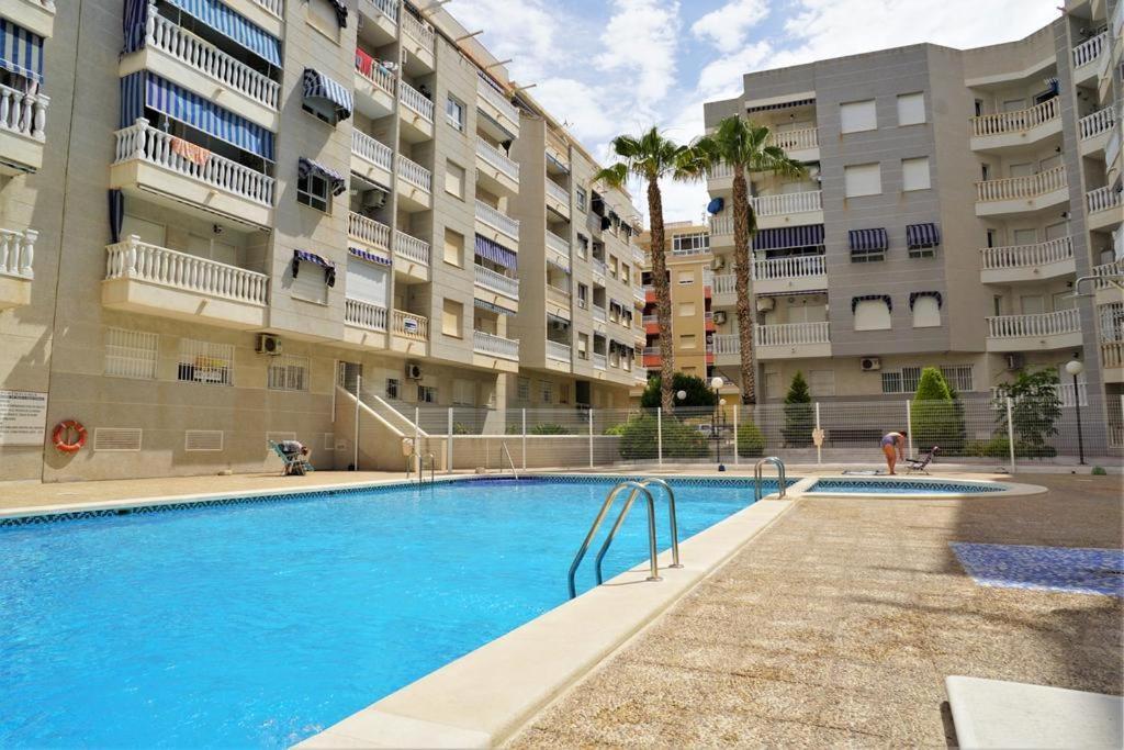 Mila Sloneczny Apartament W Torrevieja Centrum Экстерьер фото